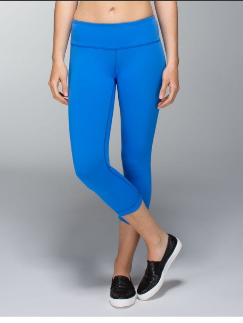 Lululemon Wunder Under Crop (Reversible) Size 8